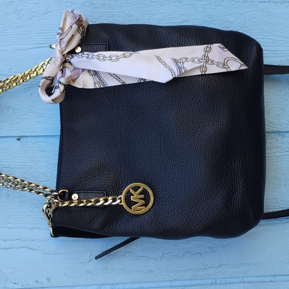 Michael Kors black pepper leather crossbody shoulder bag EUC FREE SHIPPING - Picture 1 of 8